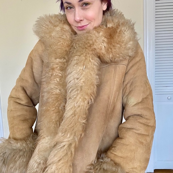 SOLD 70’s Penny Lane Suede Shearling Coat - Picture 3 of 15